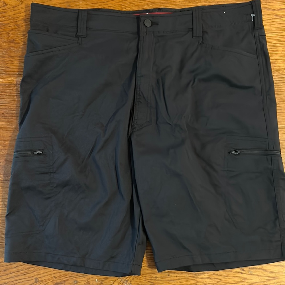Wrangler outdoor hiking shorts, size 40
